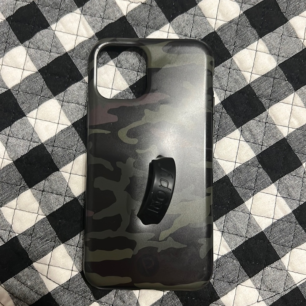 Lefty loopy case in great condition for iPhone 11 Pro.